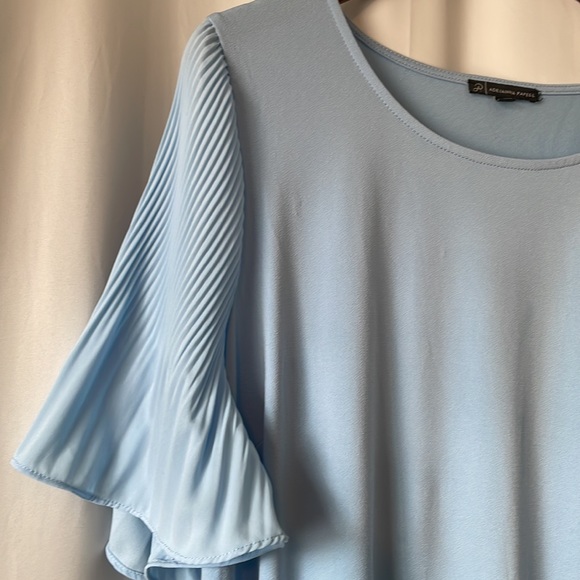 Adrianna Papell Flutter Sleeve Blouse - Picture 2 of 4